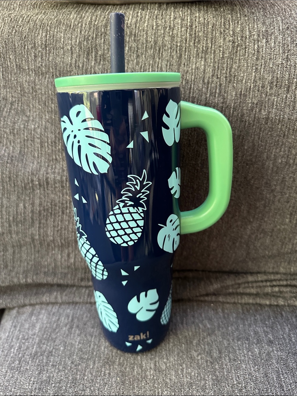 Zak! Navy Pineapple & Leaf Travel Tumbler with Mint Handle 40oz